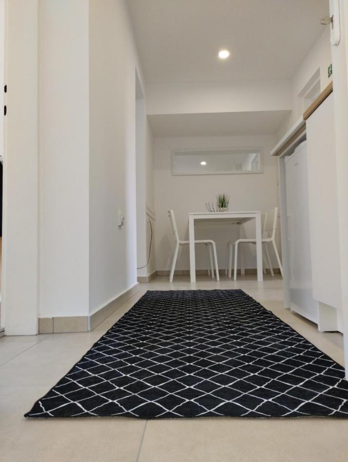 Marija Apartman Osijek Buitenkant foto