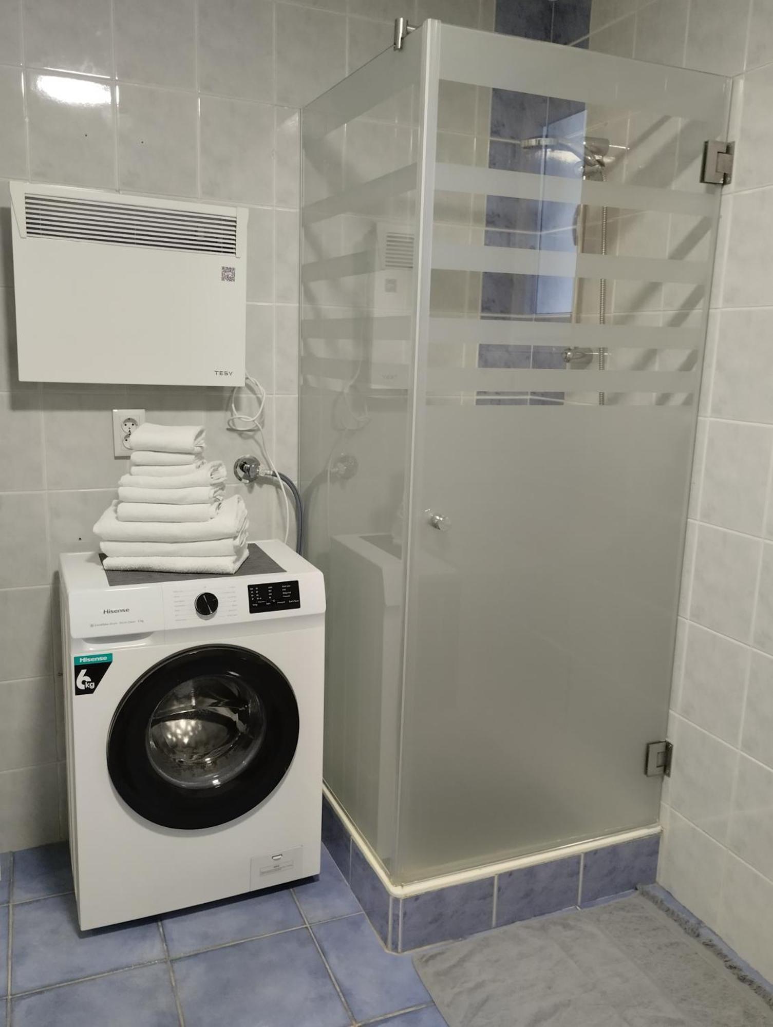 Marija Apartman Osijek Buitenkant foto