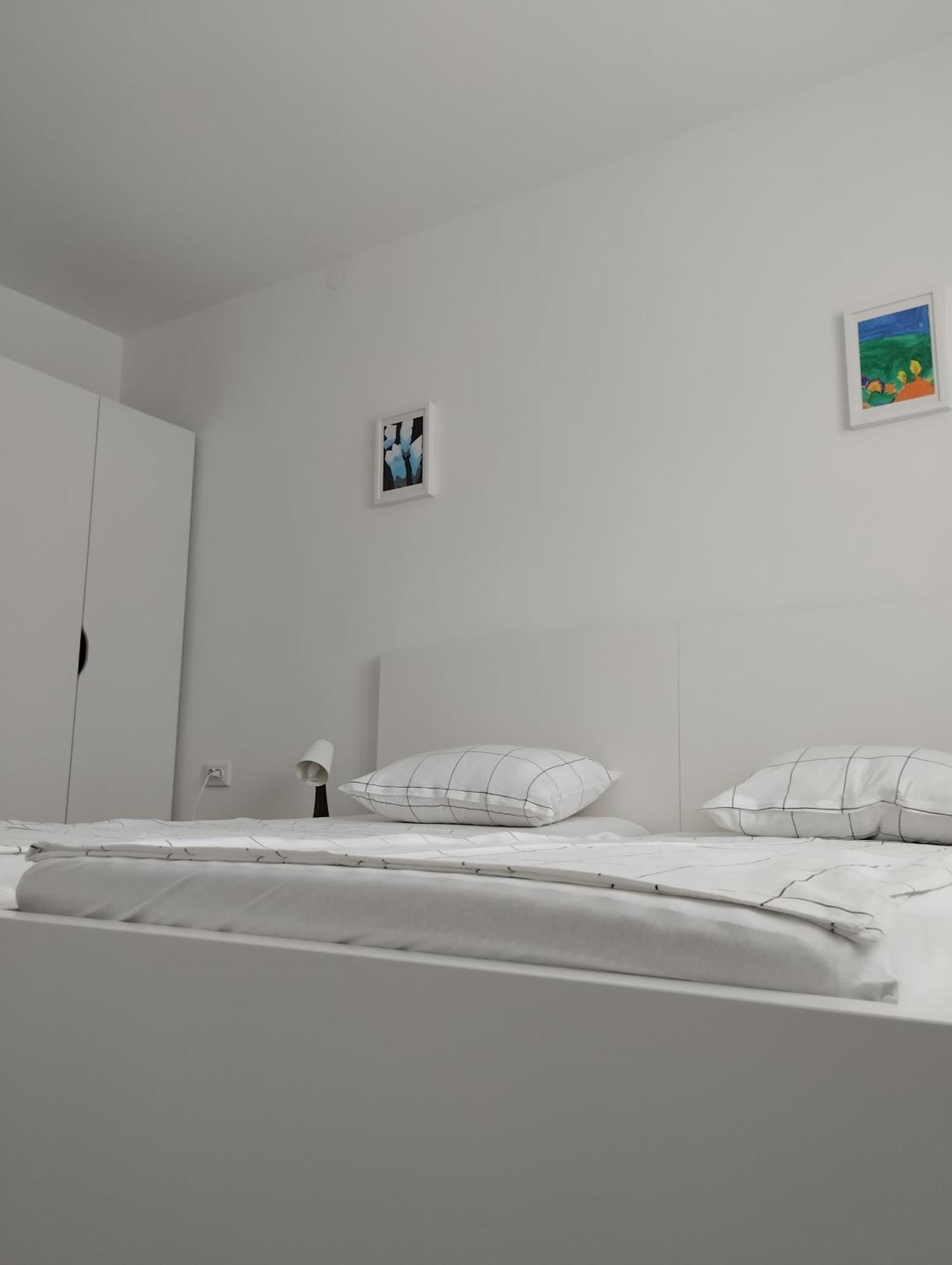Marija Apartman Osijek Buitenkant foto
