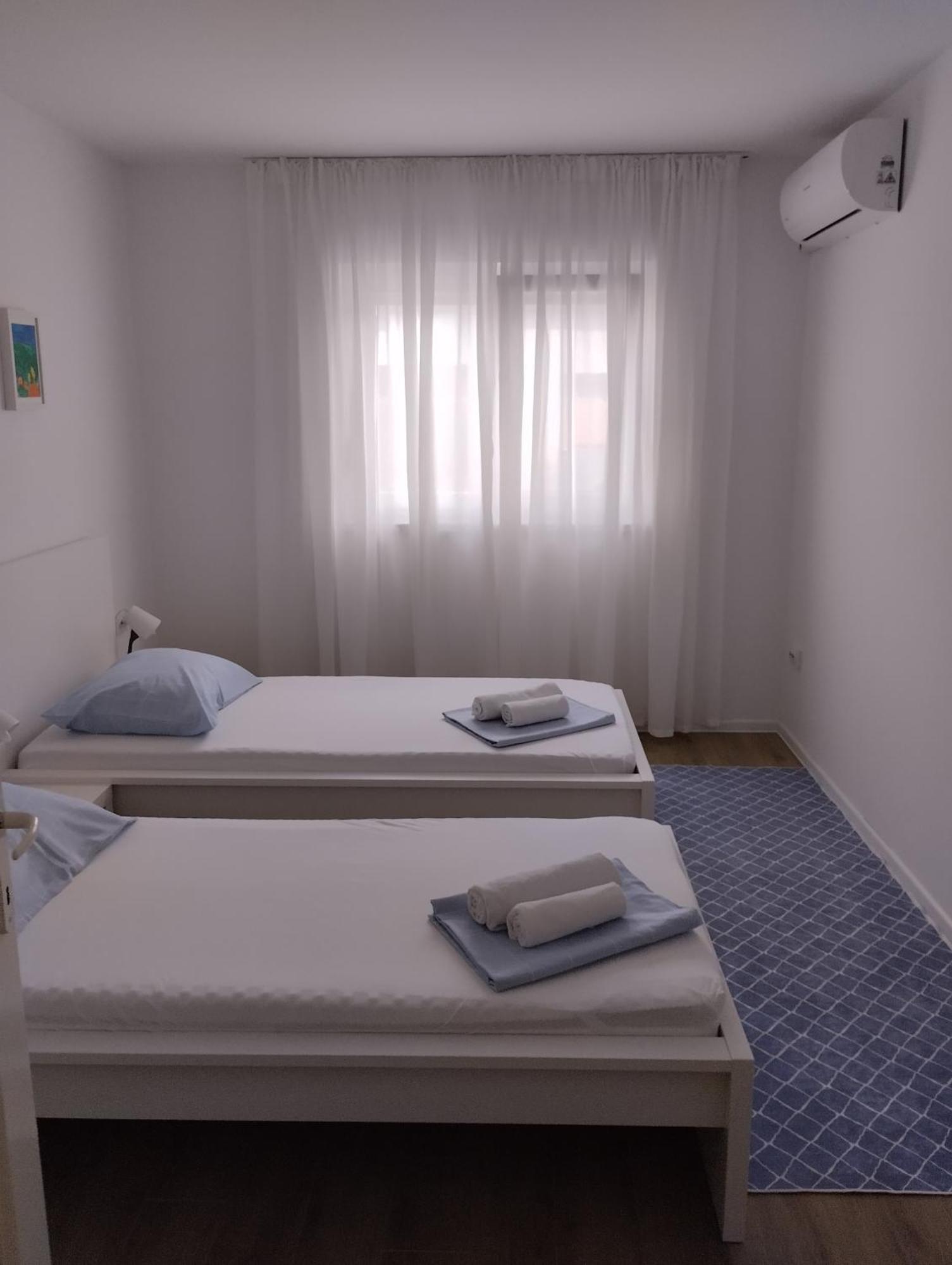 Marija Apartman Osijek Buitenkant foto